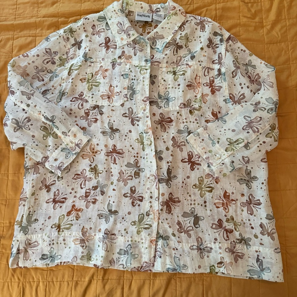 Bonworth vintage half-sleeve butterfly button down size: Large